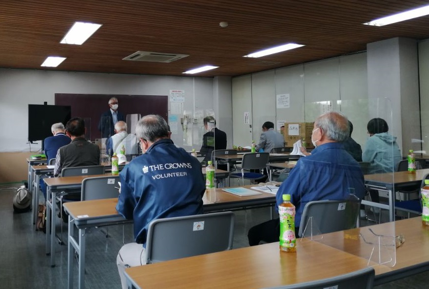 石浜地区の皆さまへ研究結果を報告した際の様子