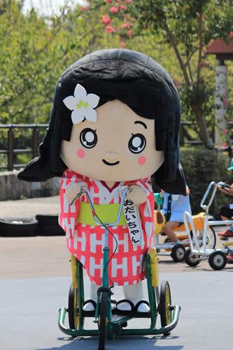 (写真)於大ちゃんとおもしろ自転車