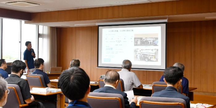 支援活動について報告する株式会社IMAZの方