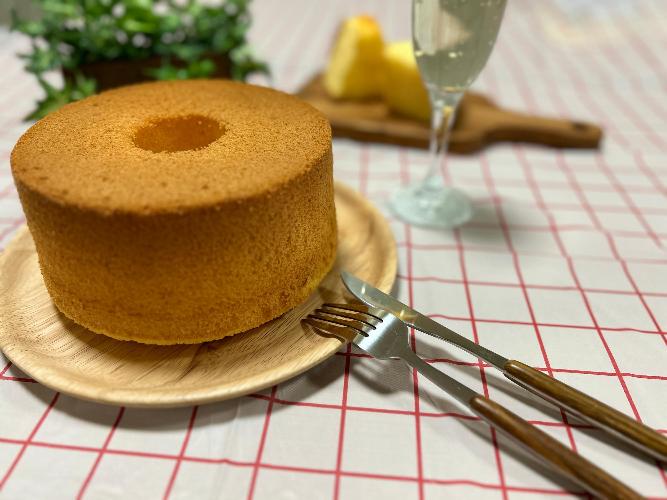 くすの樹シフォンケーキ(ホール)