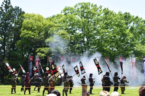 長篠合戦のぼりまつり