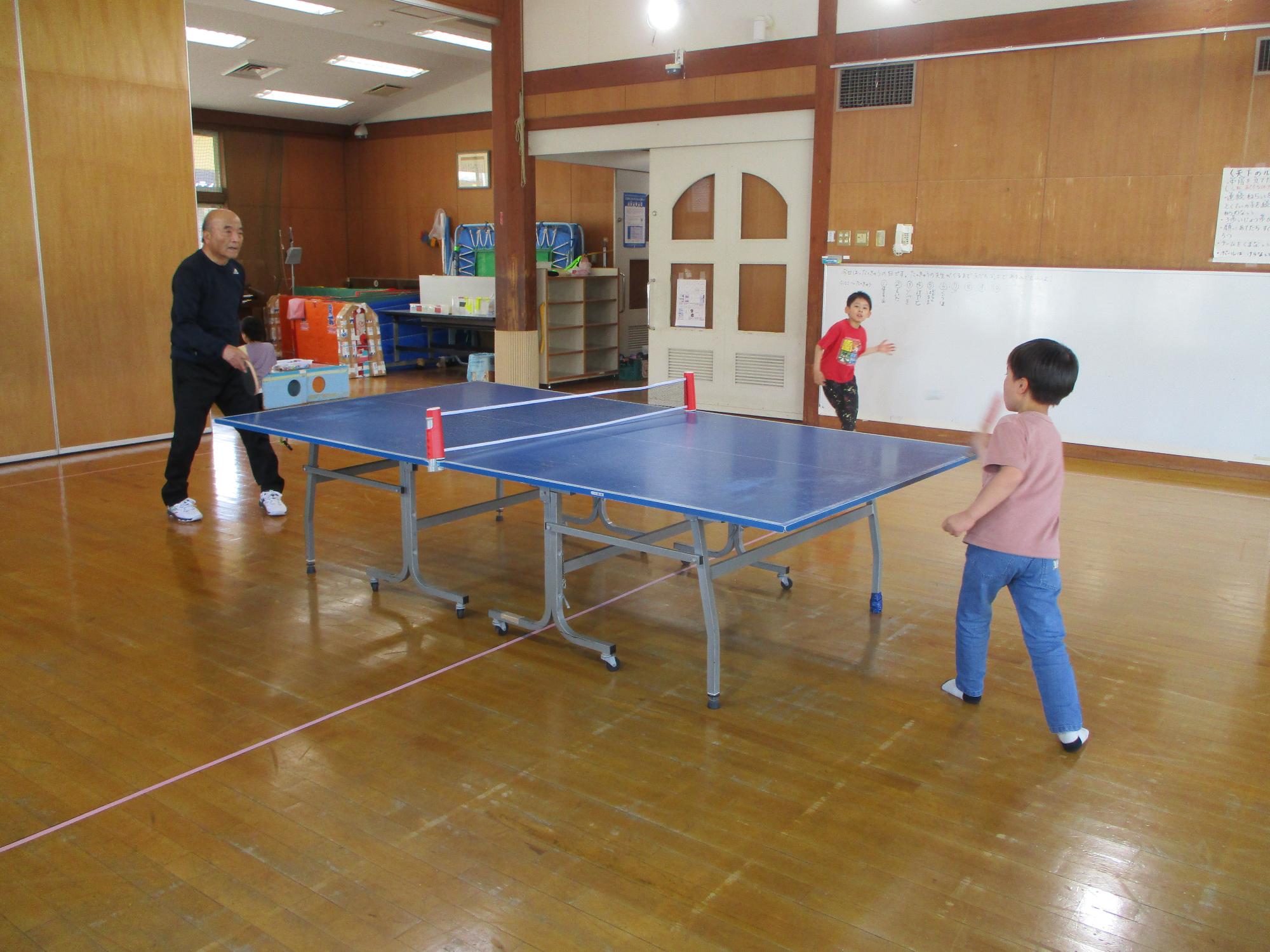 緒川児童館 卓球 毎週火曜日