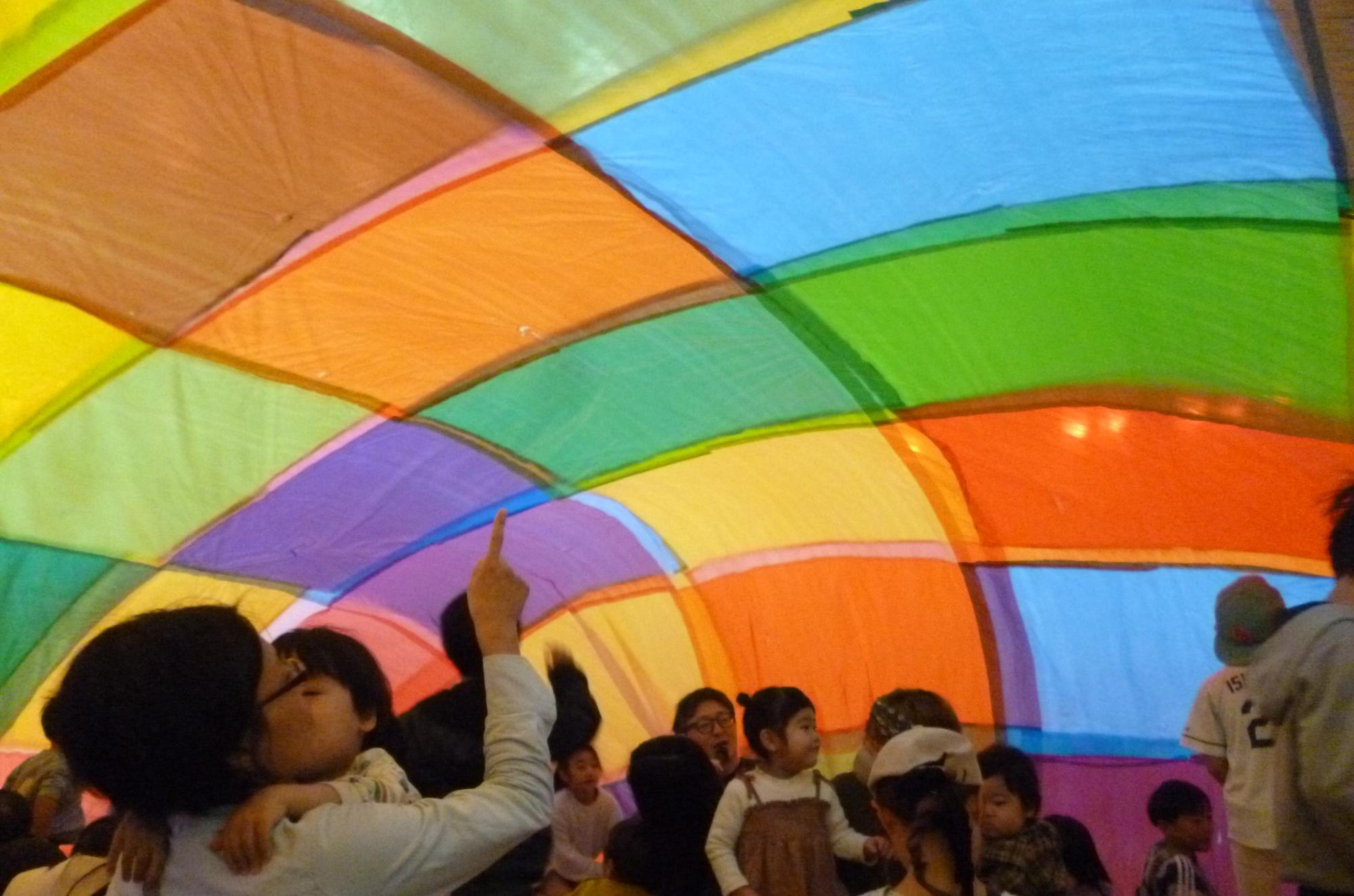 バルーンを使って遊ぼうの様子5