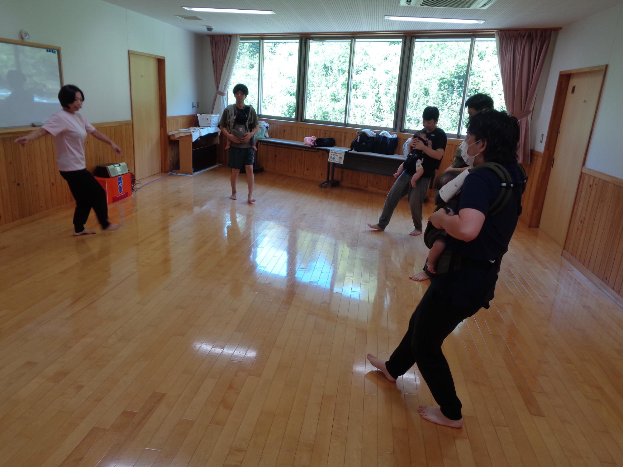 パパ＆ベビーふれあいダンス2