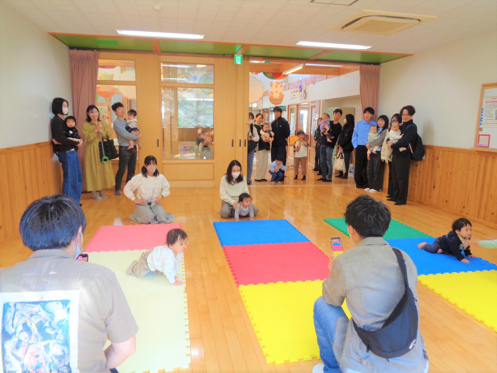 はいはいレース