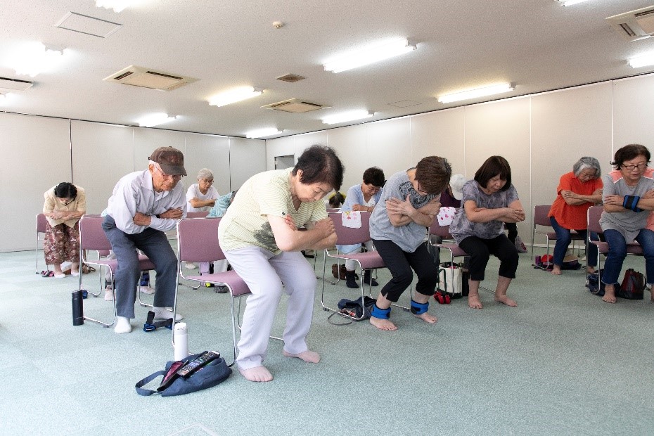 100歳体操の様子