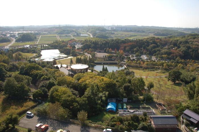 於大公園を望む町内遠景の写真