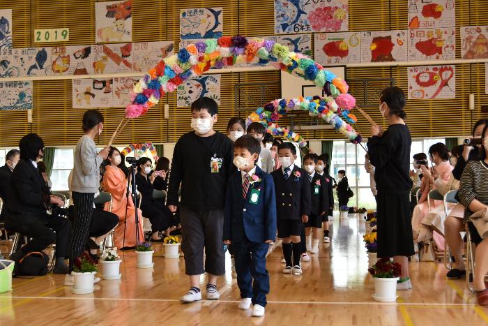 入場する様子