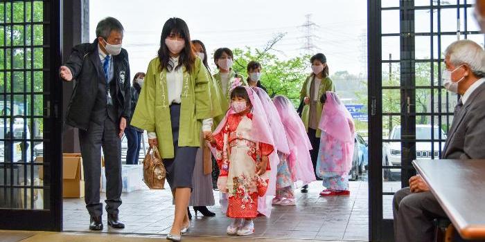 於大姫と侍女たち