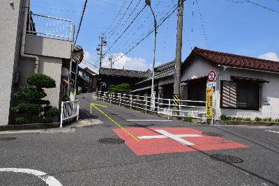 石浜駅西の十字路