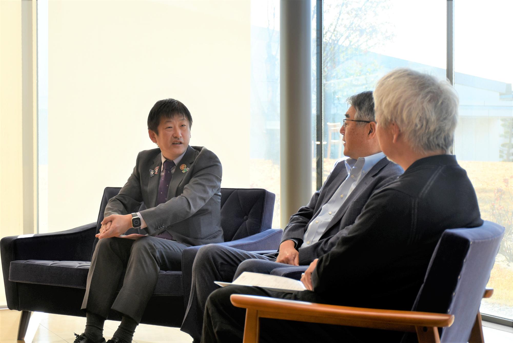 20251130カリモク三者対談3