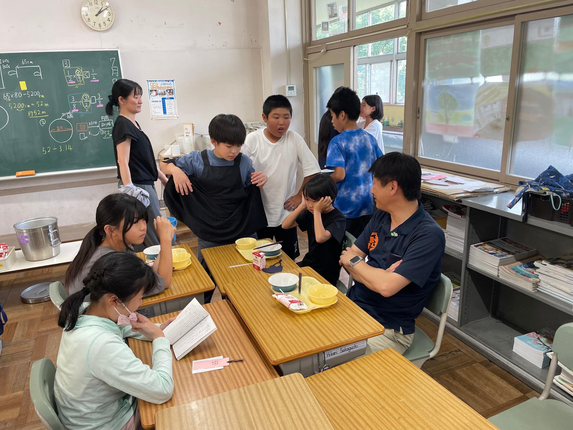 町長ランチ（石浜西小学校）2