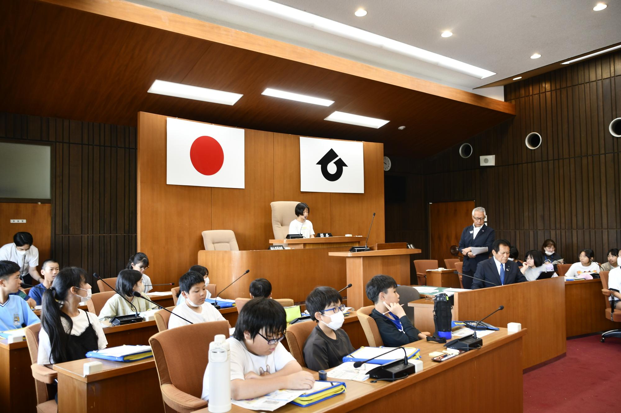 議会体験の様子