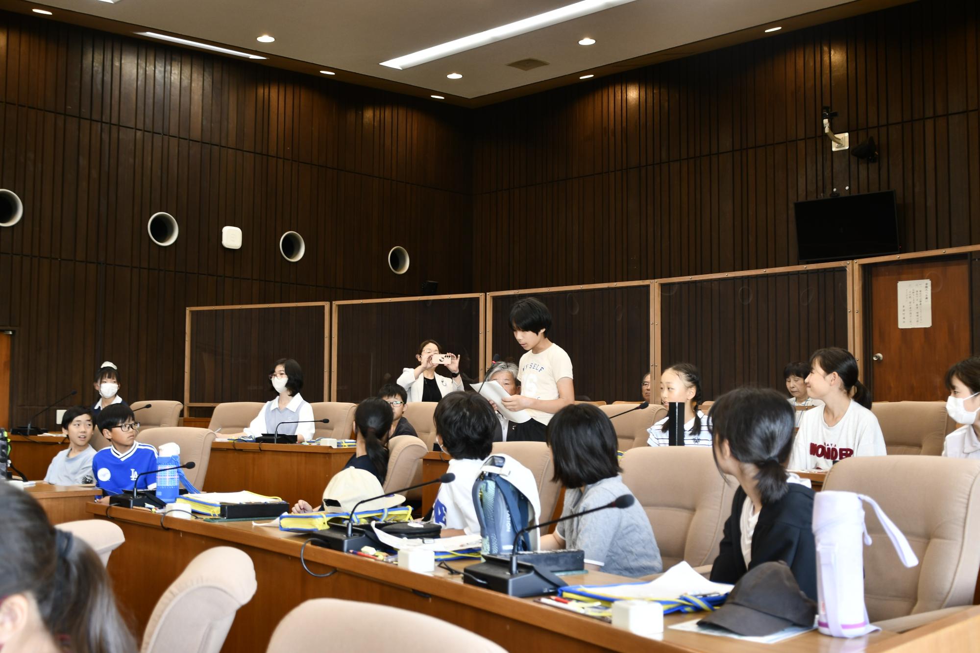 議会体験の様子