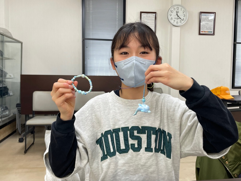 完成したキーホルダーとアクセサリー